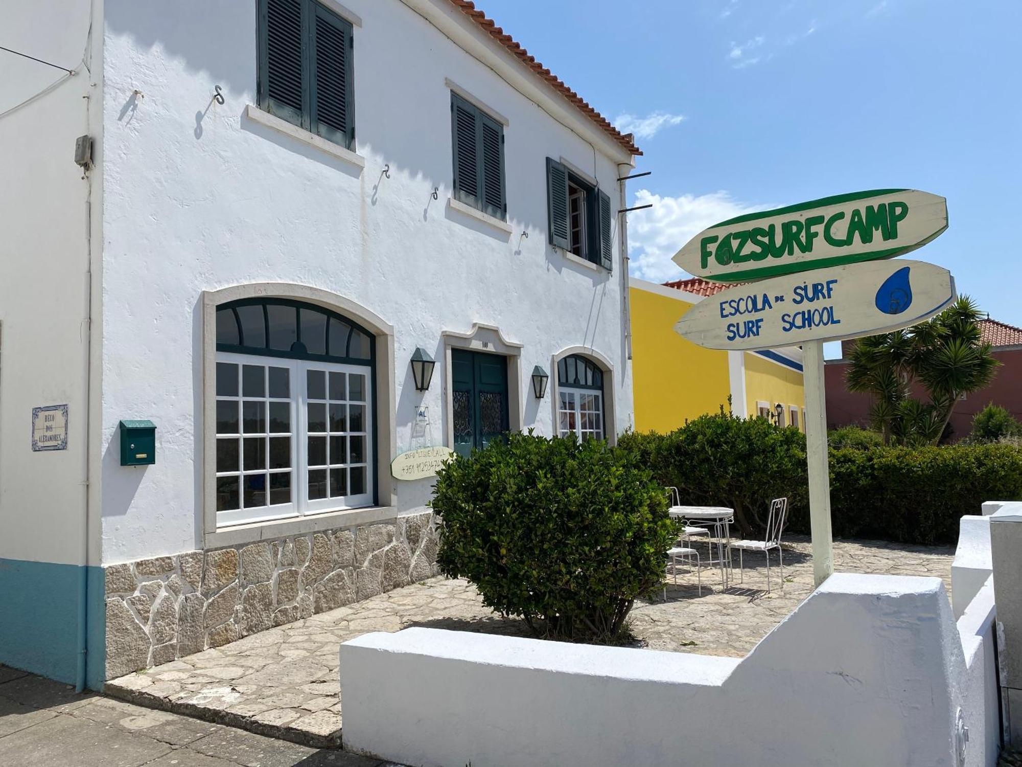 Foz Surfcamp Hotel Foz do Arelho Exterior photo